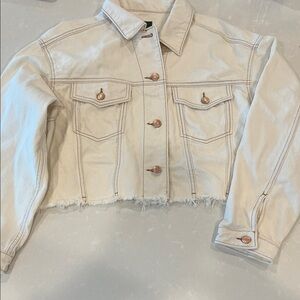 Denim oversized cropped jacket.